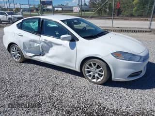 2013 Dodge Dart SXT z VIN 1C3CDFBA3DD709695, wystawiony jako IAAI lot #43438394 z przebiegiem 44 776 mil mil oraz . Historia ofert i sprzedaży dostępna na DreamBid. Obrazek 1.