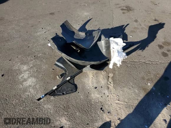 2019 Hyundai Veloster 2.0 с VIN KMHTG6AFXKU018348, выставлен на аукционе Copart как лот 76933214 с пробегом 45 387 миль миль и На запчасти • Non repairable. История ставок и продаж доступна на DreamBid. Изображение 14.