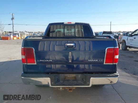 ✅ 2007 Lincoln Mark LT • VIN: 5LTPW16557FJ06843 • Lot: 41158381. Listed on IAAI with 191,884 mi. Free auction sales archive from the USA and detailed vehicle history report at DreamBid. Image 16.