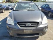 ✅ 2008 Kia Rondo LX • VIN: KNAFG525287202639 • Лот: 73477934. Опубликован ранее на Copart с пробегом 98 181 миль. Бесплатный доступ к архиву аукционных продаж из США и подробный отчёт об истории автомобиля на DreamBid. Изображение 5.