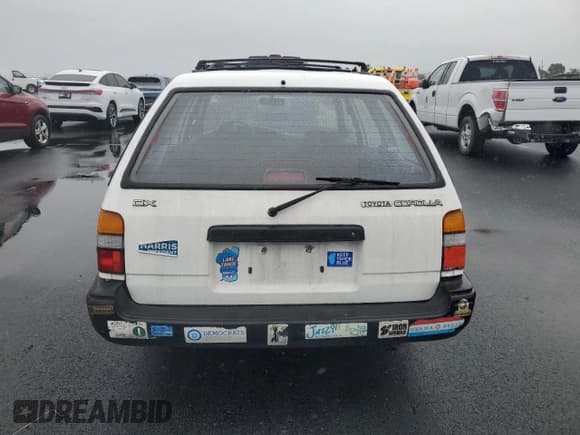 ✅ 1992 Toyota Corolla • VIN: JT2AE94K4N3500103 • Lot: 93150605. Wystawiony na Copart z przebiegiem 330 269 mil. Bezpłatny archiwum sprzedaży aukcyjnych z USA i szczegółowy raport historii pojazdu na DreamBid. Zdjęcie 6.