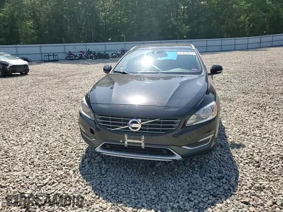 ✅ 2015 Volvo V60 T5 Drive-E Premier • VIN: YV126MEB7F1189168 • Lot: 61829875. Wystawiony na Copart z przebiegiem 84 980 mil. Bezpłatny archiwum sprzedaży aukcyjnych z USA i szczegółowy raport historii pojazdu na DreamBid. Zdjęcie 13.