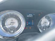 ✅ 2014 Chrysler 300 S • VIN: 2C3CCABG3EH273168 • Лот: 43624958. Опубликован ранее на IAAI с пробегом 143 277 миль. Бесплатный доступ к архиву аукционных продаж из США и подробный отчёт об истории автомобиля на DreamBid. Изображение 7.