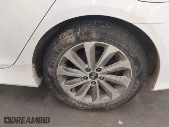 ✅ 2014 Hyundai Sonata Limited • VIN: 5NPEC4AC0EH876820 • Lot: 43358438. Listed on IAAI with 149,817 mi. Free auction sales archive from the USA and detailed vehicle history report at DreamBid. Image 11.