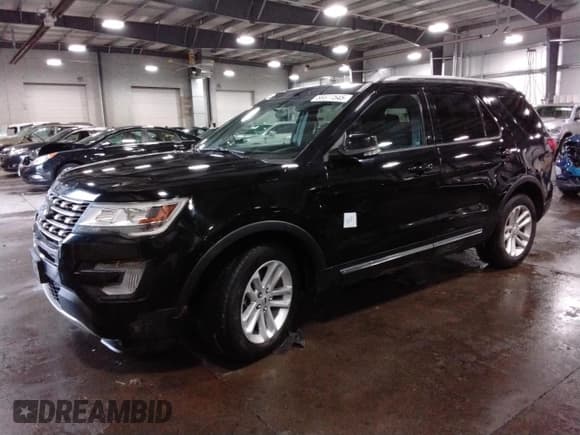 ✅ 2017 Ford Explorer XLT • VIN: 1FM5K7D86HGC47577 • Lot: 86677545. Listed on Copart with Not provided. Free auction sales archive from the USA and detailed vehicle history report at DreamBid. Image 1.