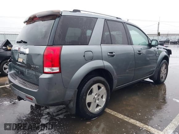 ✅ 2007 Saturn VUE V6 • VIN: 5GZCZ63467S878128 • Lot: 41478497. Wystawiony na IAAI z przebiegiem 198 881 mil. Bezpłatny archiwum sprzedaży aukcyjnych z USA i szczegółowy raport historii pojazdu na DreamBid. Zdjęcie 4.