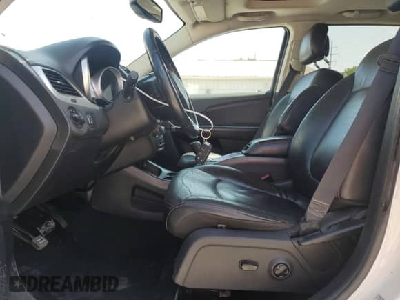 2015 Dodge Journey R/T z VIN 3C4PDCEG3FT592127, wystawiony jako Copart lot #68554565 z przebiegiem 172 592 mil mil oraz Szkoda całkowita • Salvage title. Historia ofert i sprzedaży dostępna na DreamBid. Obrazek 7.