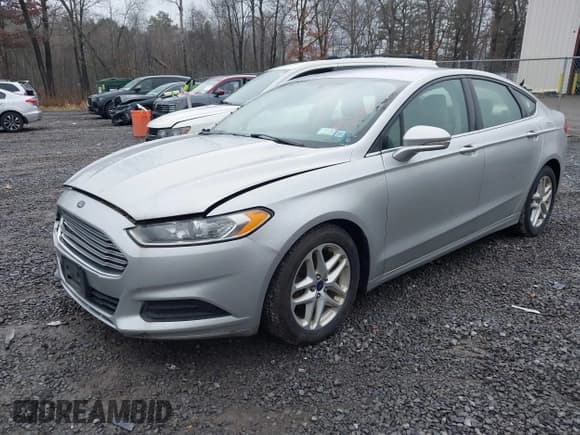 ✅ 2016 Ford Fusion SE • VIN: 3FA6P0H75GR119914 • Lot: 43717488. Wystawiony na IAAI z przebiegiem 188 649 mil. Bezpłatny archiwum sprzedaży aukcyjnych z USA i szczegółowy raport historii pojazdu na DreamBid. Zdjęcie 2.