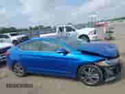 2018 Hyundai Elantra Value Edition z VIN 5NPD84LF7JH279551, wystawiony jako IAAI lot #40075962 z przebiegiem 91 961 mil mil oraz . Historia ofert i sprzedaży dostępna na DreamBid. Obrazek 14.