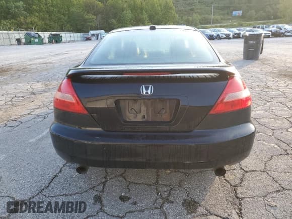 ✅ 2004 Honda Accord EX • VIN: 1HGCM82694A004924 • Lot: 72211404. Listed on Copart with 207,751 mi. Free auction sales archive from the USA and detailed vehicle history report at DreamBid. Image 6.