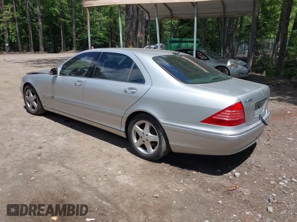 ✅ 2005 Mercedes-Benz S 430 • VIN: WDBNG70J95A436610 • Lot: 42345562. Listed on IAAI with 149,498 mi. Free auction sales archive from the USA and detailed vehicle history report at DreamBid. Image 3.