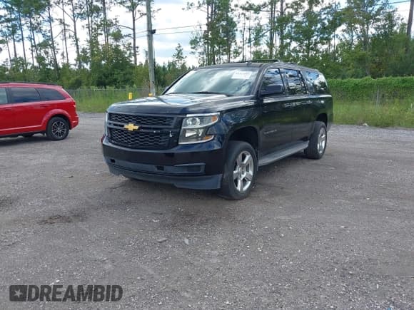 ✅ 2015 Chevrolet Suburban LT • VIN: 1GNSKJKC7FR199544 • Lot: 43322503. Wystawiony na IAAI z przebiegiem 219 219 mil. Bezpłatny archiwum sprzedaży aukcyjnych z USA i szczegółowy raport historii pojazdu na DreamBid. Zdjęcie 2.