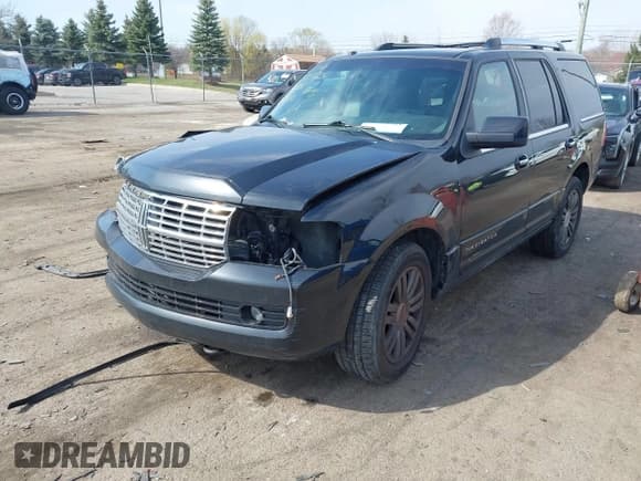 ✅ 2014 Lincoln Navigator • VIN: 5LMJJ2J53EEL08886 • Lot: 41971904. Listed on IAAI with 140,190 mi. Free auction sales archive from the USA and detailed vehicle history report at DreamBid. Image 2.
