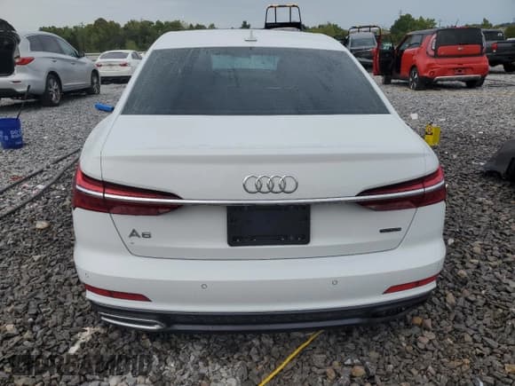 ✅ 2019 Audi A6 Prestige • VIN: WAUM2AF29KN026416 • Lot: 70558295. Wystawiony na Copart z przebiegiem Nie podano. Bezpłatny archiwum sprzedaży aukcyjnych z USA i szczegółowy raport historii pojazdu na DreamBid. Zdjęcie 6.