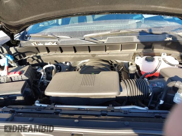 ✅ 2026 Chevrolet Silverado 1500 LT • VIN: 3GCPACED5TG141882 • Lot: 43672492. Listed on IAAI with 178 mi. Free auction sales archive from the USA and detailed vehicle history report at DreamBid. Image 10.