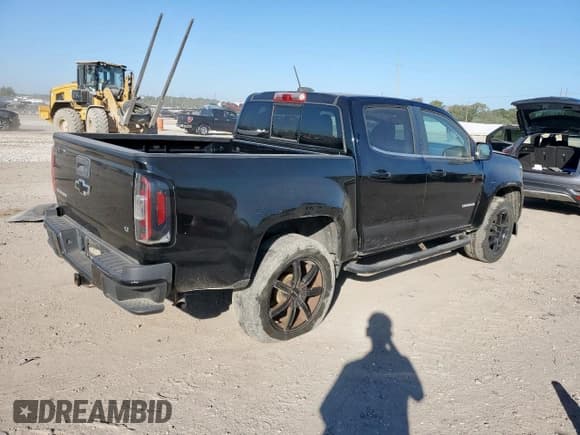✅ 2016 Chevrolet Colorado 2WD LT • VIN: 1GCGSCEAXG1145644 • Lot: 82388245. Listed on Copart with 84,532 mi. Free auction sales archive from the USA and detailed vehicle history report at DreamBid. Image 3.