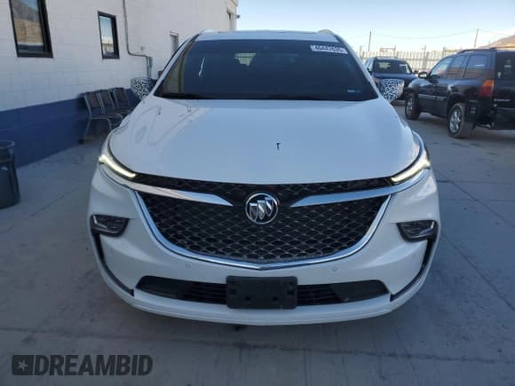 ✅ 2024 Buick Enclave Avenir • VIN: 5GAEVCKW9RJ102996 • Lot: 46447635. Listed on Copart with 19,198 mi. Free auction sales archive from the USA and detailed vehicle history report at DreamBid. Image 5.