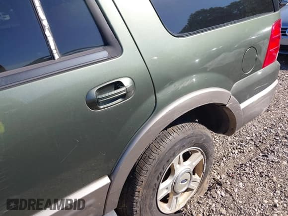 ✅ 2003 Ford Expedition Eddie Bauer • VIN: 1FMFU18L43LA35710 • Lot: 43368771. Listed on IAAI with Not provided. Free auction sales archive from the USA and detailed vehicle history report at DreamBid. Image 6.