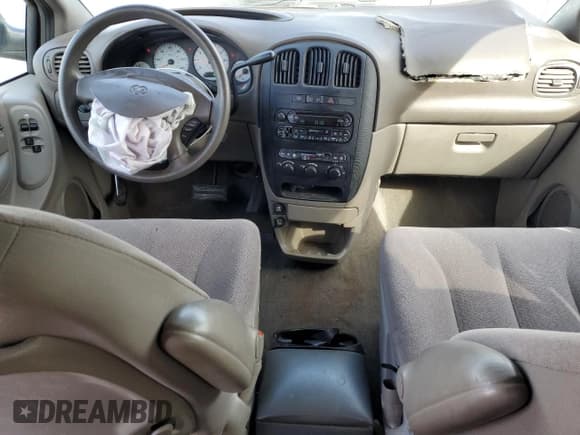 ✅ 2003 Dodge Caravan Sport • VIN: 1D4GP44383B304243 • Lot: 84995455. Listed on Copart with 129,497 mi. Free auction sales archive from the USA and detailed vehicle history report at DreamBid. Image 8.