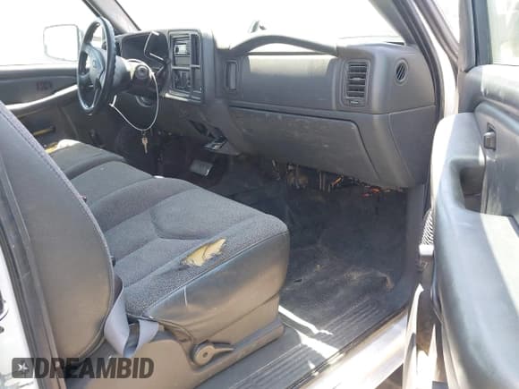 ✅ 2005 Chevrolet Silverado 2500HD • VIN: 1GBHC29U75E300984 • Лот: 42543498. Опубликован ранее на IAAI с пробегом 246 616 миль. Бесплатный доступ к архиву аукционных продаж из США и подробный отчёт об истории автомобиля на DreamBid. Изображение 5.