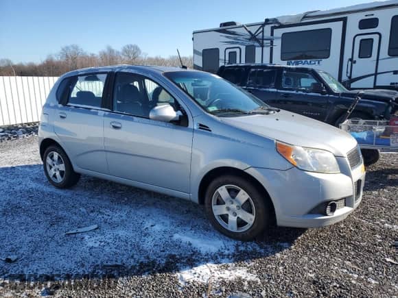 2010 Chevrolet Aveo 1LT z VIN KL1TD6DE9AB127210, wystawiony jako Copart lot #89263055 z przebiegiem 79 578 mil mil oraz Czysty tytuł • Clean title. Historia ofert i sprzedaży dostępna na DreamBid. Obrazek 4.