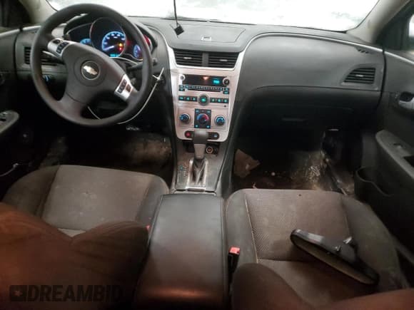 ✅ 2010 Chevrolet Malibu 1LT • VIN: 1G1ZC5EB8AF290324 • Lot: 82662024. Listed on Copart with 156,927 mi. Free auction sales archive from the USA and detailed vehicle history report at DreamBid. Image 8.