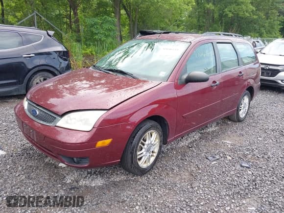 ✅ 2007 Ford Focus SE • VIN: 1FAHP36N27W175723 • Лот: 42646233. Опубликован ранее на IAAI с пробегом 121 937 миль. Бесплатный доступ к архиву аукционных продаж из США и подробный отчёт об истории автомобиля на DreamBid. Изображение 2.