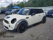✅ 2010 MINI Hardtop S • VIN: WMWMF7C5XATW89025 • Lot: 56106705. Listed on Copart with 141,216 mi. Free auction sales archive from the USA and detailed vehicle history report at DreamBid. Image 1.