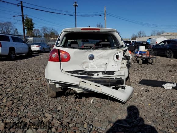 ✅ 2009 Volkswagen Rabbit S • VIN: WVWBB71K49W090243 • Lot: 49394655. Listed on Copart with 95,464 mi. Free auction sales archive from the USA and detailed vehicle history report at DreamBid. Image 6.