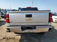 ✅ 2019 Chevrolet Silverado 1500 LT • VIN: 2GCVKPEC3K1118840 • Lot: 70562914. Wystawiony na Copart z przebiegiem 80 503 mil. Bezpłatny archiwum sprzedaży aukcyjnych z USA i szczegółowy raport historii pojazdu na DreamBid. Zdjęcie 6.