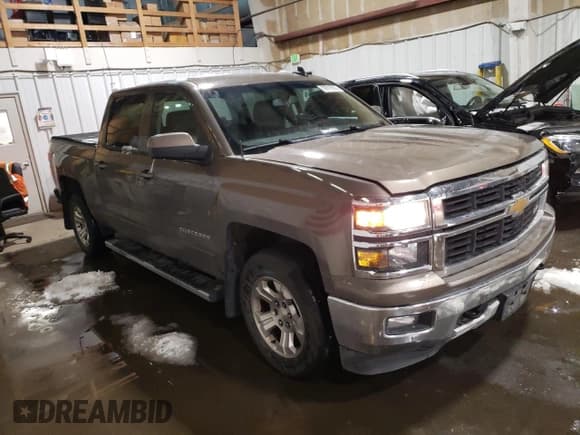 ✅ 2015 Chevrolet Silverado 1500 LT • VIN: 3GCUKREC5FG244640 • Lot: 92819565. Listed on Copart with 166,182 mi. Free auction sales archive from the USA and detailed vehicle history report at DreamBid. Image 4.