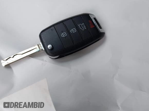 ✅ 2017 Kia Soul • VIN: KNDJN2A2XH7486594 • Lot: 42452050. Wystawiony na IAAI z przebiegiem 80 296 mil. Bezpłatny archiwum sprzedaży aukcyjnych z USA i szczegółowy raport historii pojazdu na DreamBid. Zdjęcie 11.