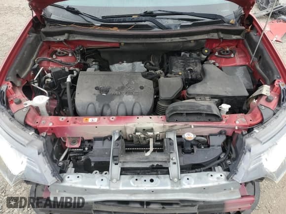 ✅ 2019 Mitsubishi Outlander SE • VIN: JA4AD3A33KZ025244 • Lot: 85261955. Listed on Copart with 138,684 mi. Free auction sales archive from the USA and detailed vehicle history report at DreamBid. Image 12.