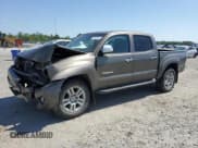 ✅ 2015 Toyota Tacoma • VIN: 3TMLU4EN3FM200857 • Lot: 53662445. Listed on Copart with 99,782 mi. Free auction sales archive from the USA and detailed vehicle history report at DreamBid. Image 1.