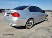 ✅ 2010 BMW 3 Series 328i • VIN: WBAPH5G55ANM35460 • Lot: 87046815. Listed on Copart with 176,543 mi. Free auction sales archive from the USA and detailed vehicle history report at DreamBid. Image 3.