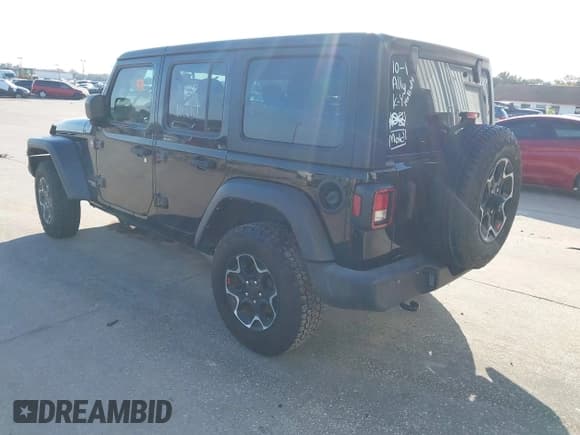 ✅ 2021 Jeep Wrangler Unlimited Sport S • VIN: 1C4HJXDN9MW770876 • Lot: 40630311. Listed on IAAI with 62,235 mi. Free auction sales archive from the USA and detailed vehicle history report at DreamBid. Image 3.