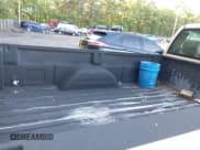 ✅ 2007 Chevrolet Silverado 2500HD Work Truck • VIN: 1GCHC24U97E115034 • Lot: 42288949. Wystawiony na IAAI z przebiegiem 108 638 mil. Bezpłatny archiwum sprzedaży aukcyjnych z USA i szczegółowy raport historii pojazdu na DreamBid. Zdjęcie 8.