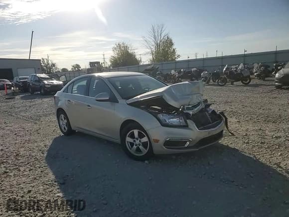 ✅ 2015 Chevrolet Cruze LT • VIN: 1G1PC5SB4F7202477 • Лот: 84656785. Опубликован ранее на Copart с пробегом 109 326 миль. Бесплатный доступ к архиву аукционных продаж из США и подробный отчёт об истории автомобиля на DreamBid. Изображение 13.