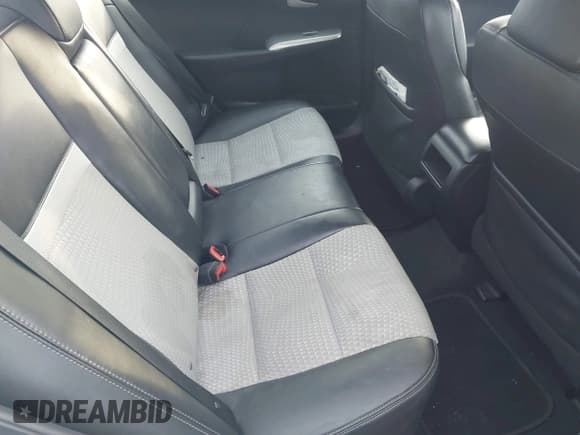 ✅ 2012 Toyota Camry L • VIN: 4T1BF1FK4CU540319 • Лот: 43759901. Опубликован ранее на IAAI с пробегом 293 539 миль. Бесплатный доступ к архиву аукционных продаж из США и подробный отчёт об истории автомобиля на DreamBid. Изображение 8.