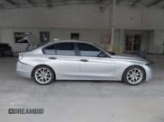 ✅ 2014 BMW 3 Series 320i • VIN: WBA3B1C53EK133557 • Lot: 43502867. Listed on IAAI with 172,220 mi. Free auction sales archive from the USA and detailed vehicle history report at DreamBid. Image 13.