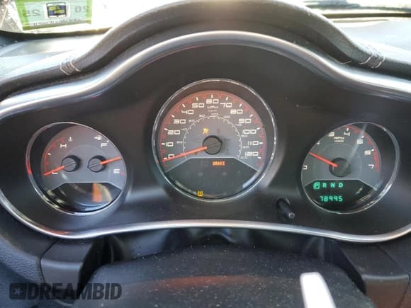 ✅ 2014 Dodge Avenger SE • VIN: 1C3CDZAB3EN148907 • Lot: 85237394. Listed on Copart with 78,995 mi. Free auction sales archive from the USA and detailed vehicle history report at DreamBid. Image 9.