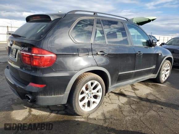 ✅ 2012 BMW X5 35i • VIN: 5UXZV4C54CL753426 • Лот: 86838585. Опубликован ранее на Copart с пробегом 175 718 миль. Бесплатный доступ к архиву аукционных продаж из США и подробный отчёт об истории автомобиля на DreamBid. Изображение 3.