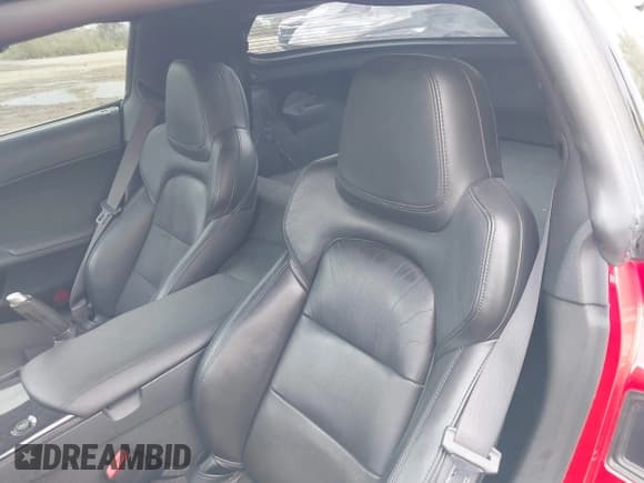 ✅ 2012 Chevrolet Corvette 1LT • VIN: 1G1YA2DW5C5108754 • Lot: 42830016. Listed on IAAI with 32,522 mi. Free auction sales archive from the USA and detailed vehicle history report at DreamBid. Image 8.