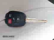 2017 Toyota Camry XLE z VIN 4T1BF1FK3HU739790, wystawiony jako IAAI lot #43380795 z przebiegiem 98 023 mil mil oraz . Historia ofert i sprzedaży dostępna na DreamBid. Obrazek 11.