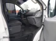 ✅ 2017 Ford Transit XL • VIN: 1FBZX2ZM5HKA56430 • Lot: 43011063. Wystawiony na IAAI z przebiegiem 146 319 mil. Bezpłatny archiwum sprzedaży aukcyjnych z USA i szczegółowy raport historii pojazdu na DreamBid. Zdjęcie 5.