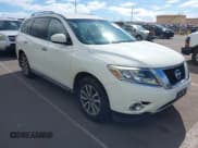✅ 2016 Nissan Pathfinder SV • VIN: 5N1AR2MM7GC666375 • Лот: 43908619. Опубликован ранее на IAAI с пробегом 94 470 миль. Бесплатный доступ к архиву аукционных продаж из США и подробный отчёт об истории автомобиля на DreamBid. Изображение 1.