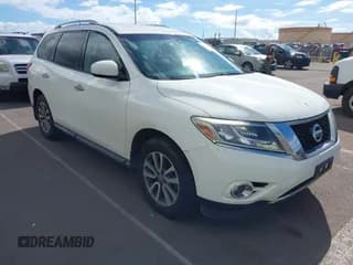 ✅ 2016 Nissan Pathfinder SV • VIN: 5N1AR2MM7GC666375 • Lot: 43908619. Listed on IAAI with 94,470 mi. Free auction sales archive from the USA and detailed vehicle history report at DreamBid. Image 1.
