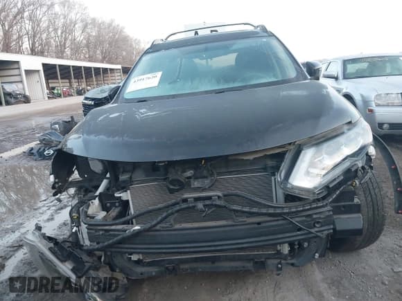 ✅ 2017 Nissan Rogue SL • VIN: 5N1AT2MV3HC765240 • Lot: 43917620. Wystawiony na IAAI z przebiegiem 73 664 mil. Bezpłatny archiwum sprzedaży aukcyjnych z USA i szczegółowy raport historii pojazdu na DreamBid. Zdjęcie 12.