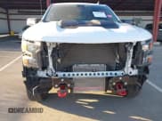 ✅ 2023 Chevrolet Silverado 1500 Custom Trail Boss • VIN: 3GCPDCEK1PG295307 • Lot: 43398211. Wystawiony na IAAI z przebiegiem 23 128 mil. Bezpłatny archiwum sprzedaży aukcyjnych z USA i szczegółowy raport historii pojazdu na DreamBid. Zdjęcie 6.