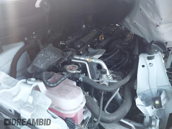 ✅ 2023 Toyota Corolla Cross XLE • VIN: 7MUDAAAG2PV047060 • Лот: 43410775. Опубликован ранее на IAAI с пробегом 7 917 миль. Бесплатный доступ к архиву аукционных продаж из США и подробный отчёт об истории автомобиля на DreamBid. Изображение 10.